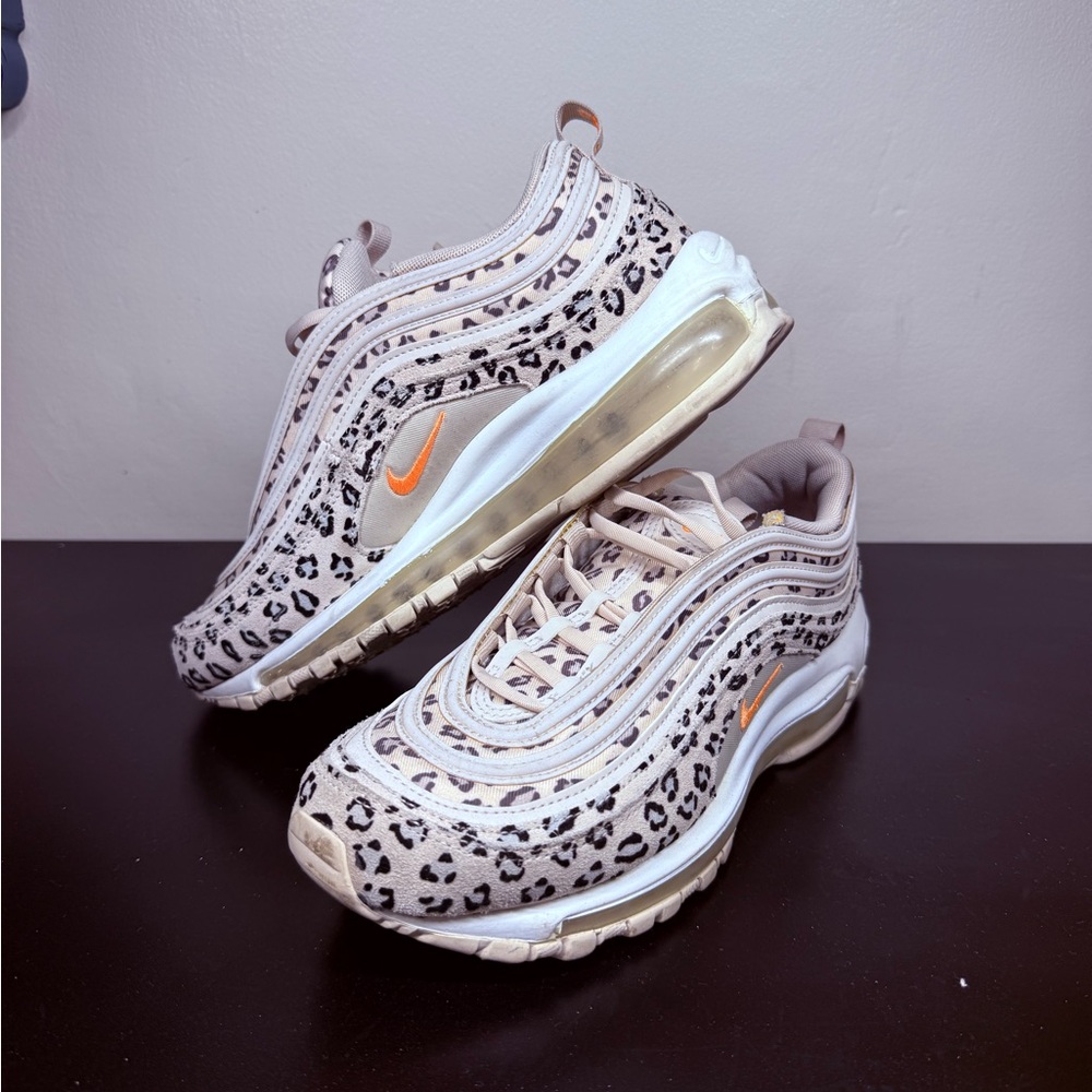 Nike Cream and Orange Sneakers with Air Cushioning